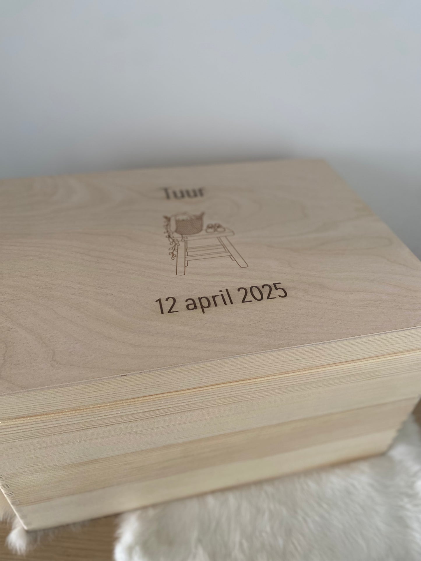 Houten memory-box.