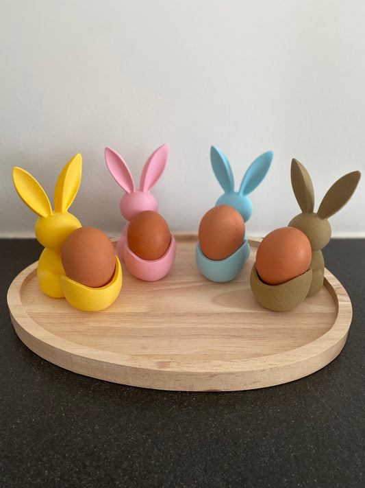 Kleurrijke eierdopjes.