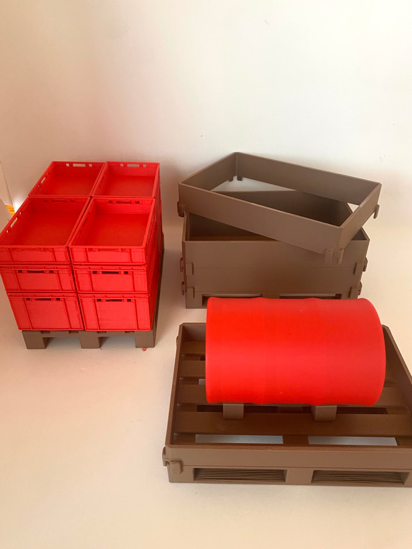 Mini-goederen set kratten , pallets , pallet opzetranden